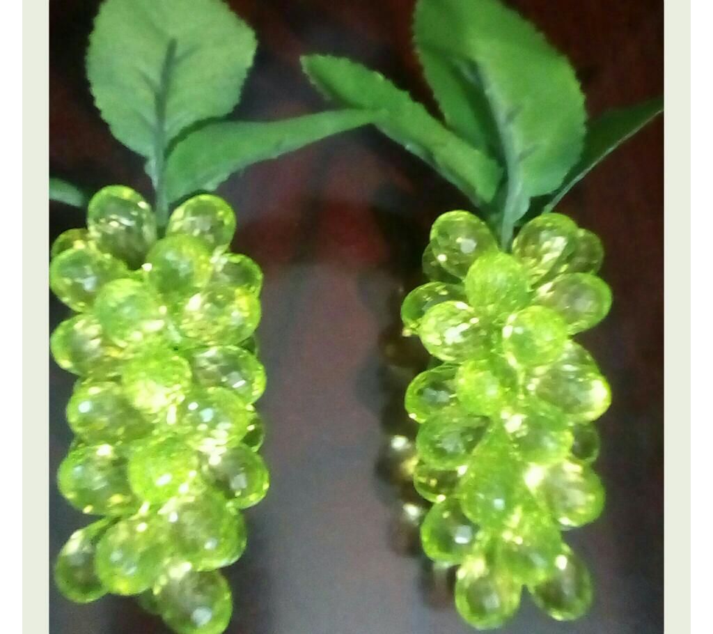 crystal showpiece