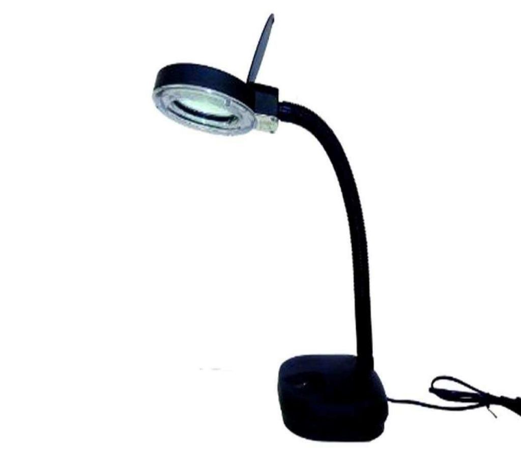 TABLE LAMP WITH MAGNIFYING GLASS