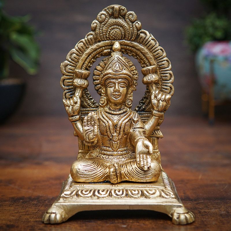 StatueStudio Laxmi statue Lakshmi Idol Lakshami Statue for Home Decor, Diwali & New Year Gift Decorative Showpiece - 15.24 cm  (Brass, Gold)