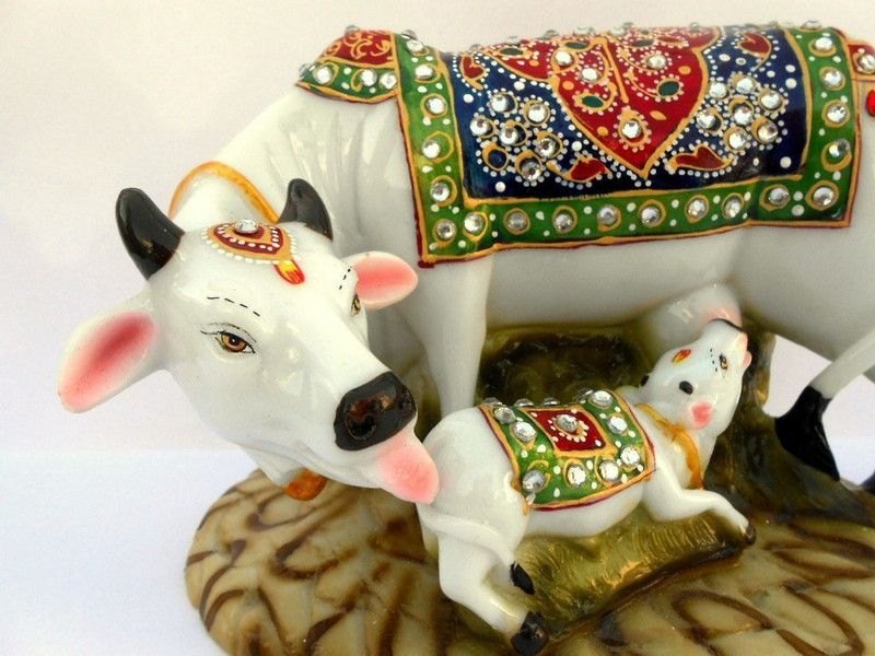Ishu handi artistic Decorative Showpiece - 6 cm  (Polyresin, Multicolor)