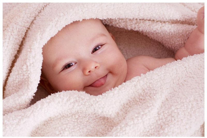 Cute Baby Poster New Born Baby Wall Poster Smiling Baby Poster for Pregnant Women with Gum Tape Paper Print  (12 inch X 18 inch, Rolled)