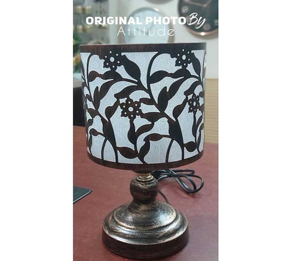 Beautiful Design AntiqueMetal Traditional Table Lamp
