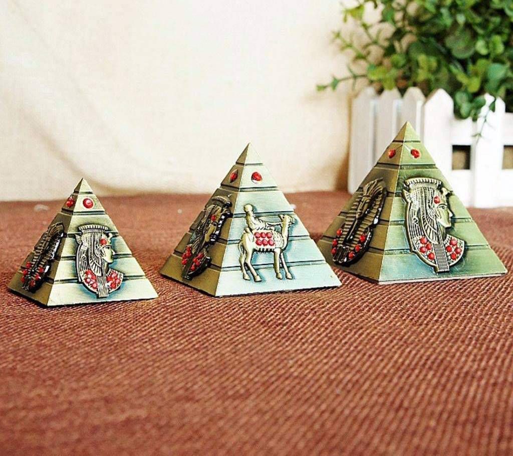 Three pieces a set Metal pyramid Egyptian Pyramids