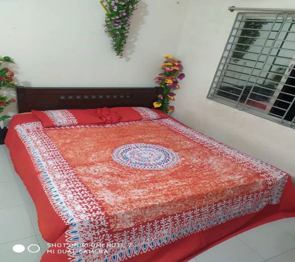 King Size Cotton Multi colors  Block Printed Bed Sheet with Matching 2 Pillow Covers-46