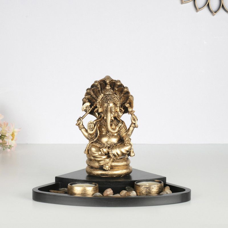 Hometown Decorative Showpiece - 19 cm  (Polyresin, Gold)