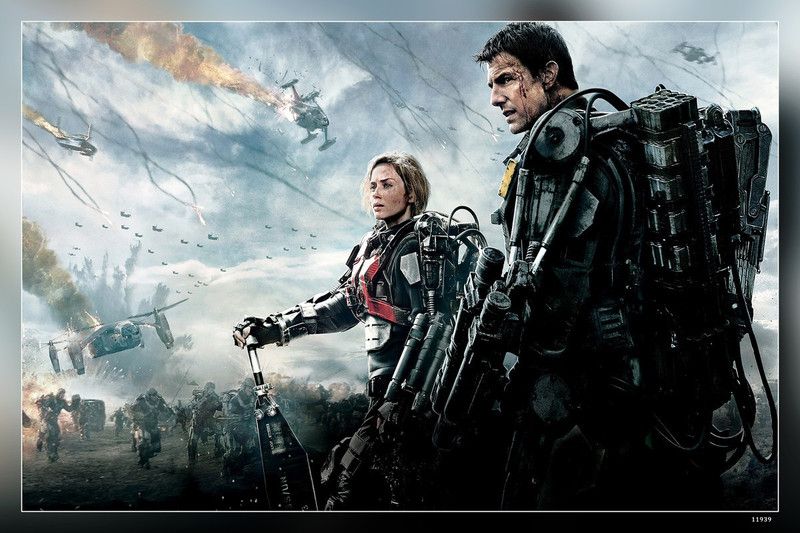 Edge Of Tomorrow Emily Tom Cruise Matte Finish Poster Paper Print  (12 inch X 18 inch)