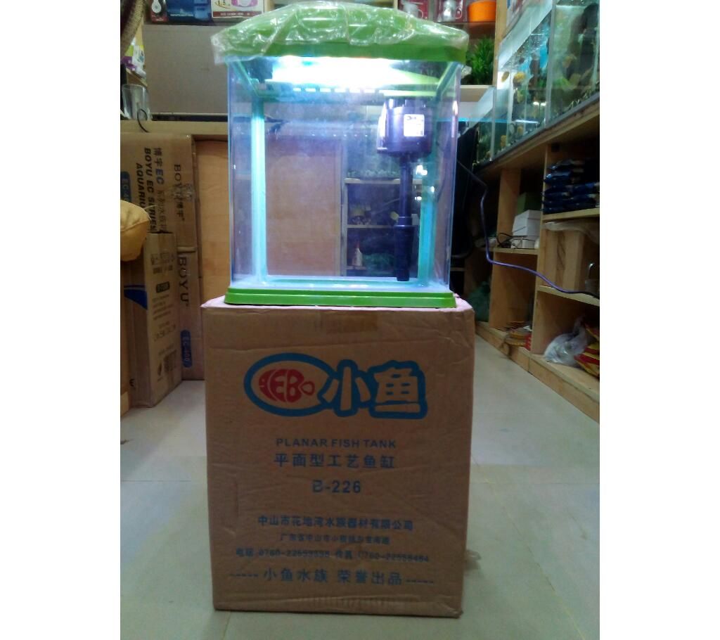 Planar Fish Tank