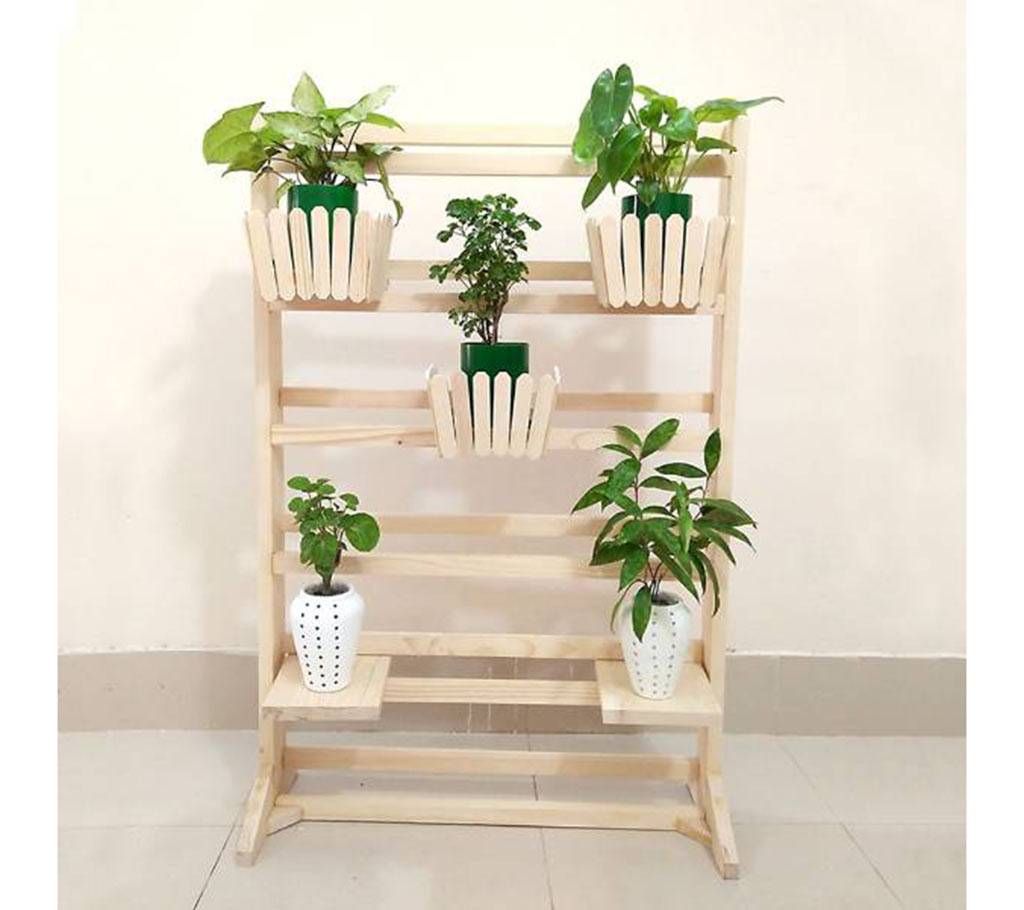 PDS03 stand with plants
