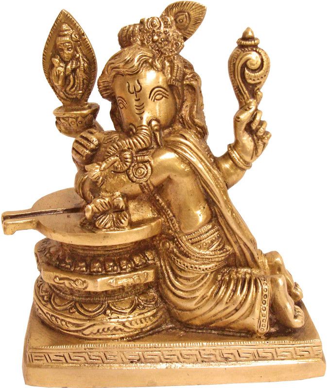 Aesthetic Decors Baby Ganesh Sitting With Shivling On Sq. Base Decorative Showpiece - 13 cm  (Brass, Gold)