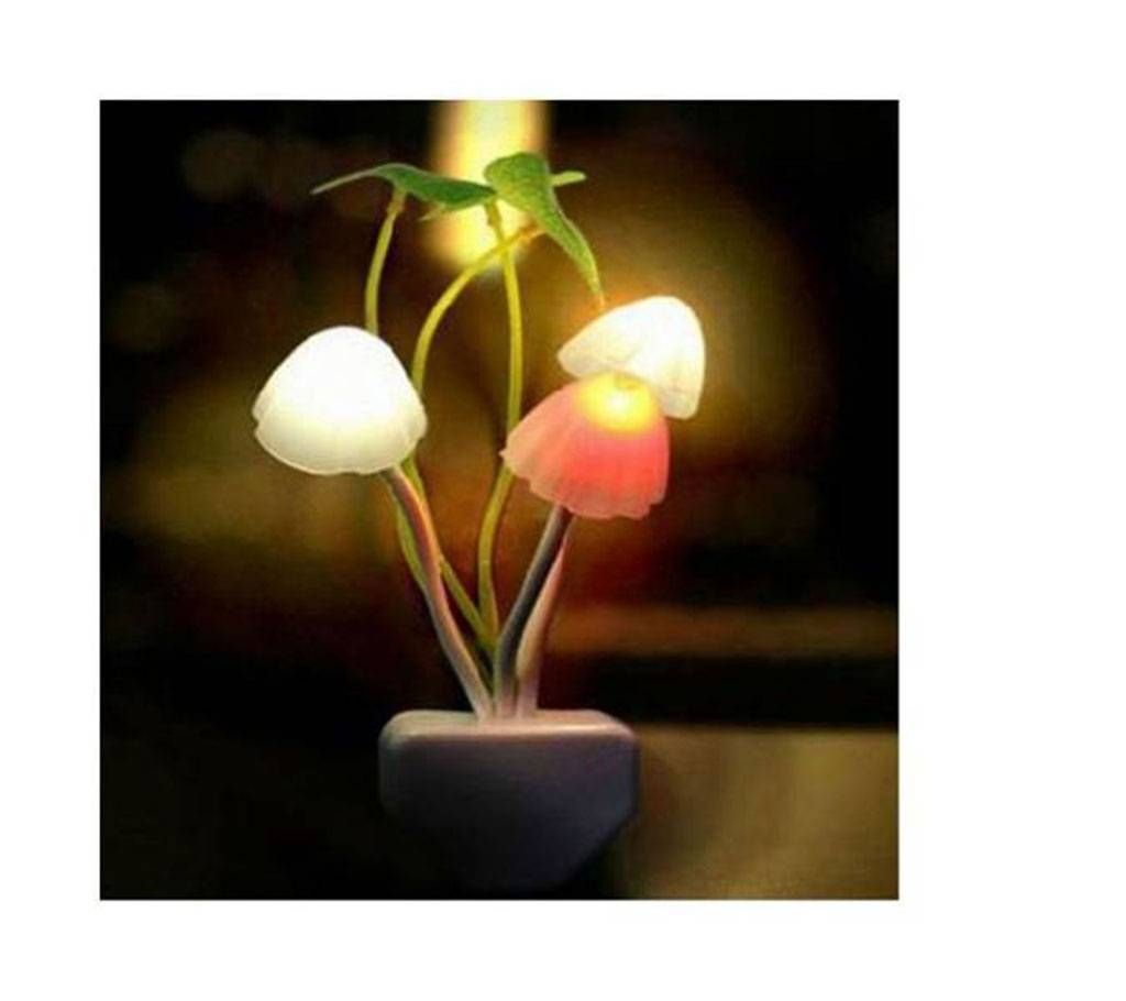Dim Mashroom Light Green Flower