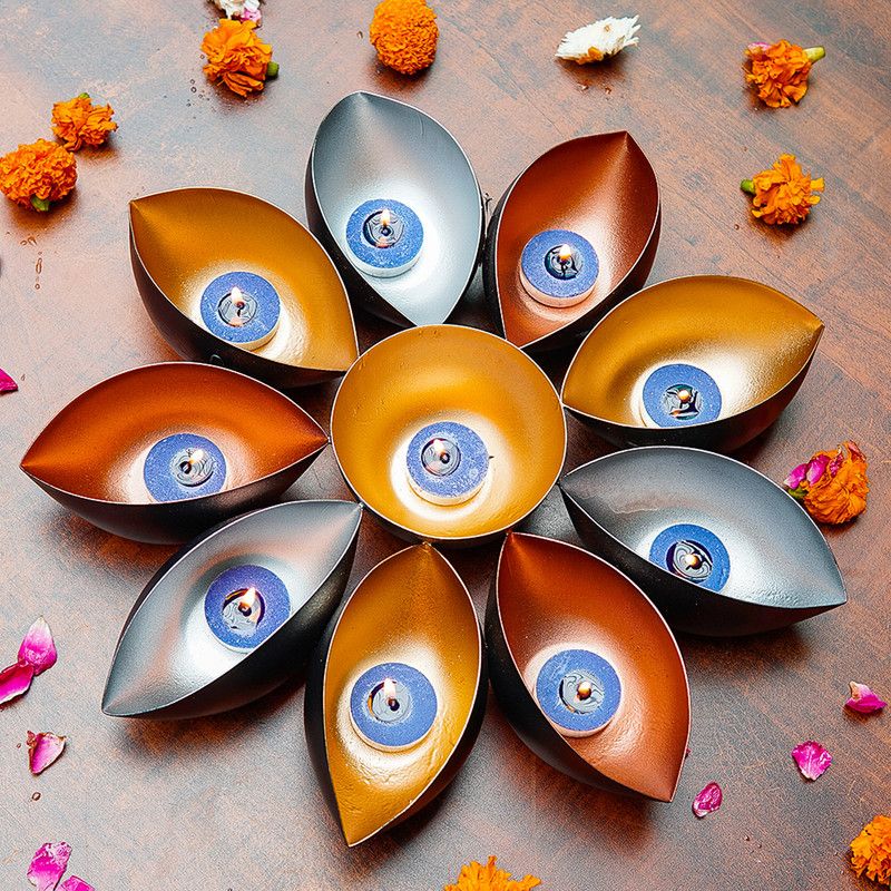 StatueStudio Iron Diya Diya with Urli Bowl Pooja Oil Lamp Diya For Home Decor & Diwali Gift Iron Table Diya  (Height: 2 inch)