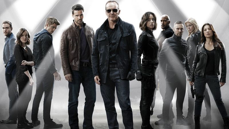 TV Show Marvel's Agents Of S.H.I.E.L.D. Wall Poster Print on 13x19, Multicolor Paper Print  (13 inch X 19 inch, Rolled)