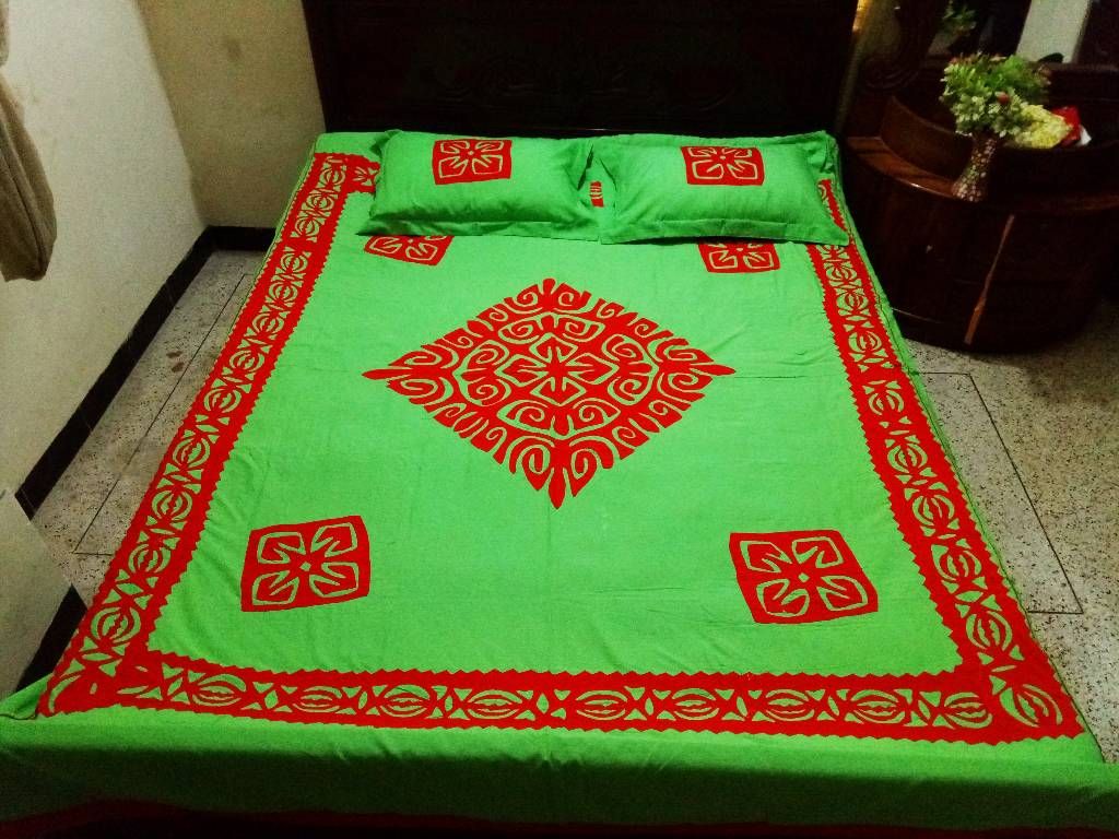 Applique Design Cotton Double Size Bed Sheet Set