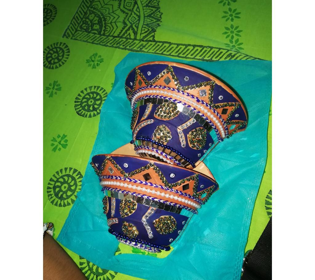 decorative pottery