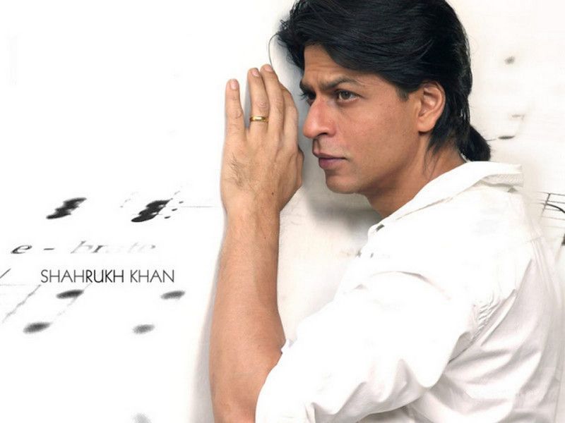 ShahRukh Khan Poster Multicolor Photo Paper Print Poster Photographic Paper  (18 inch X 12 inch, Rolled)