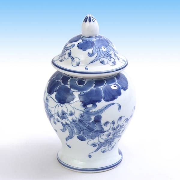 Porcelain Pot