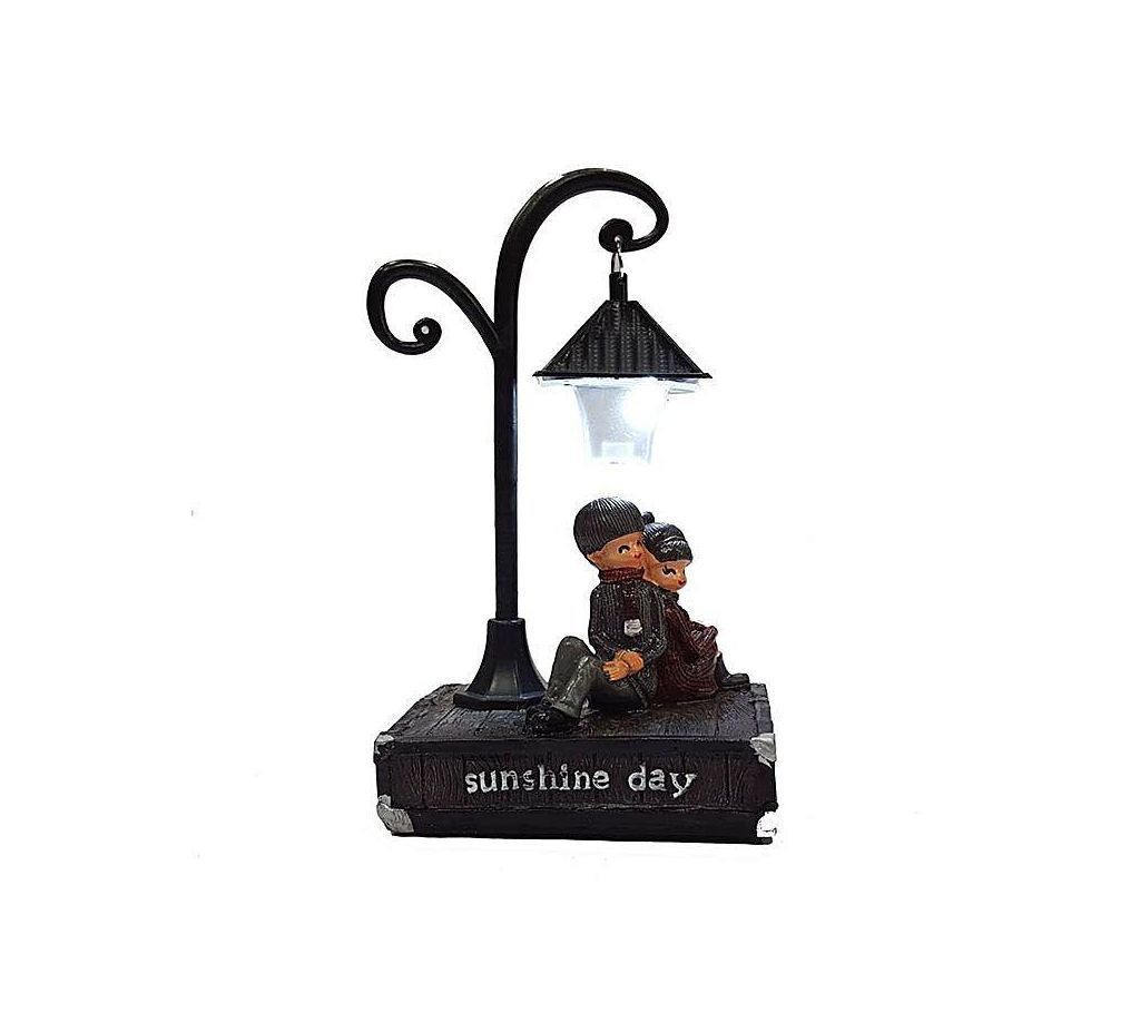 Trade Asia Metal & Fiber Showpiece - Black