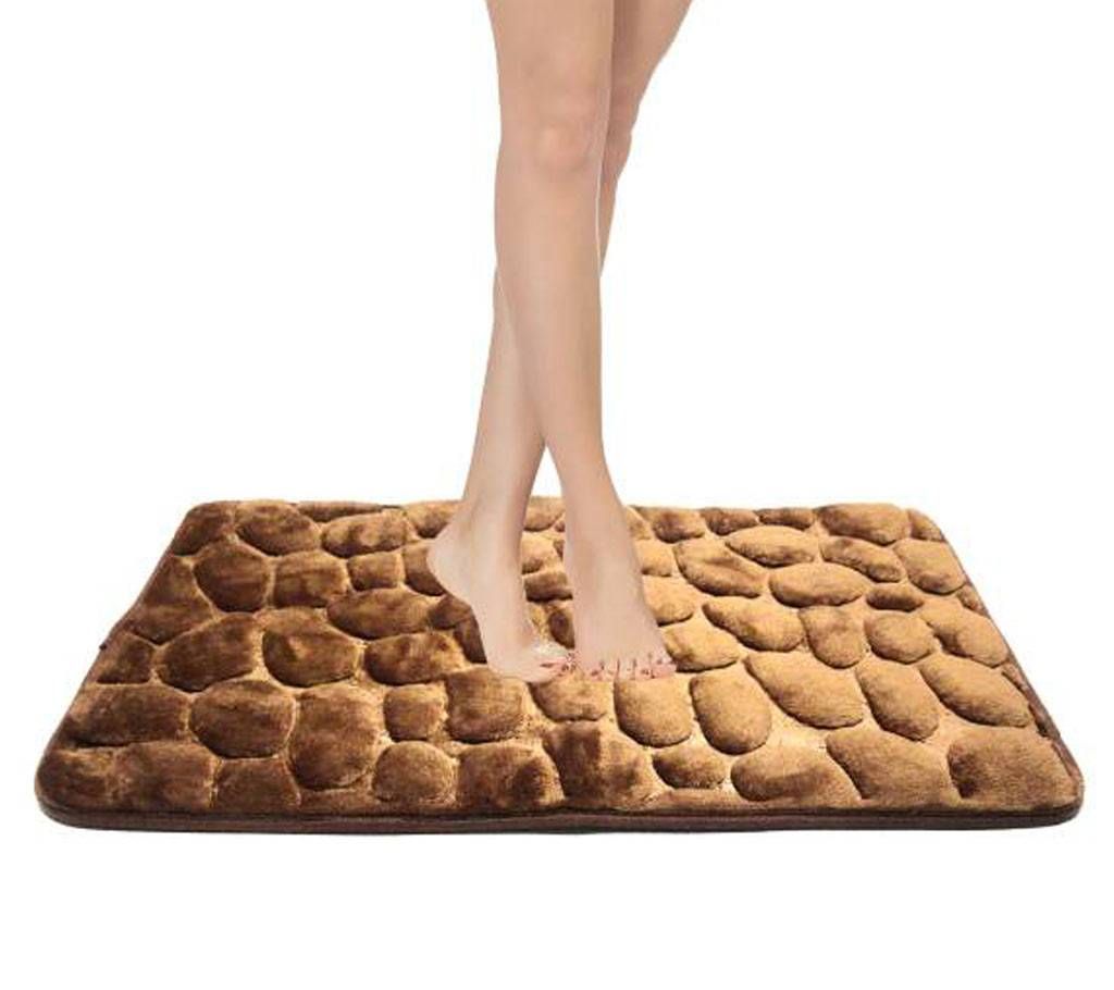 Square shaped floor mat-brown