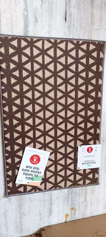 Welspun Polyester Bathroom Mat  (MOLE, Medium)