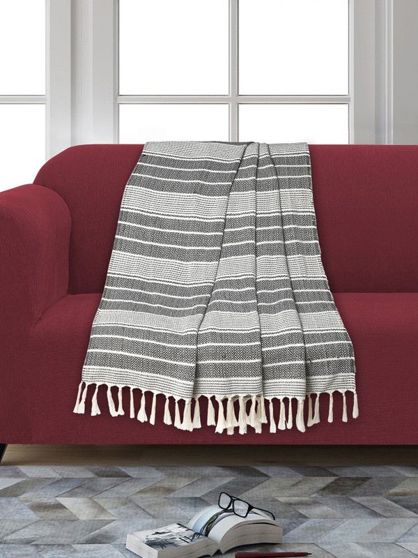 Mezposh Printed Single Throw for AC Room  (Cotton, Off White & Black)