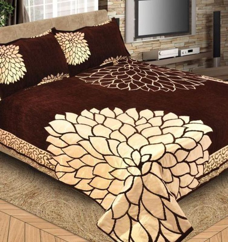 HOMIMPEX 550 TC Velvet Double Floral Flat Bedsheet  (Pack of 1, Maroon,Beige)