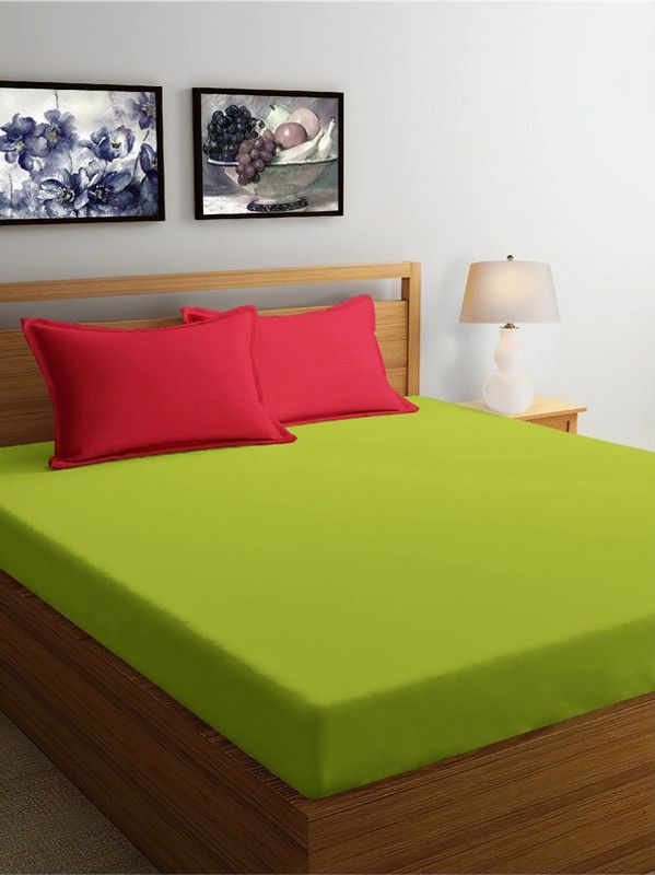 Trendy Threads 300 TC Satin Double Solid Flat Bedsheet  (Pack of 1, Green-Red)