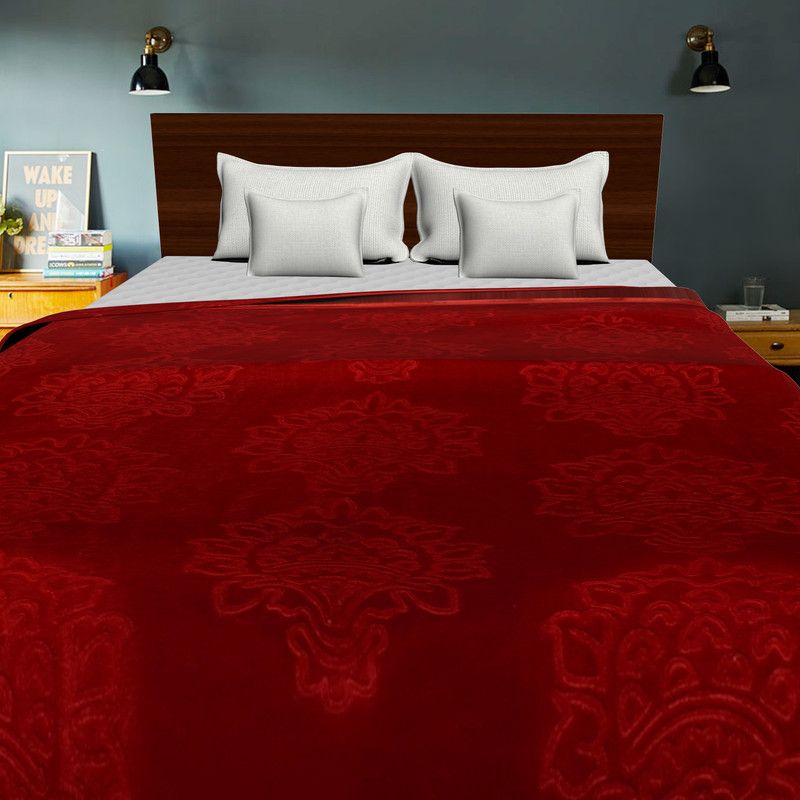 One Cliq Shoppe Self Design Double Mink Blanket for AC Room  (Microfiber, Red)