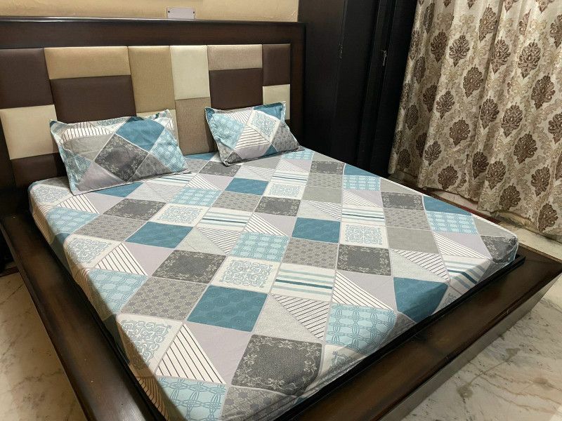 HOMDAZAL 180 TC Cotton Double Abstract Fitted (Elastic) Bedsheet  (Pack of 1, Multicolor)