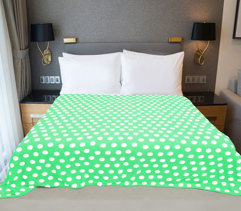 ABC Polka Double Coral Blanket for Mild Winter  (Fur, Green)