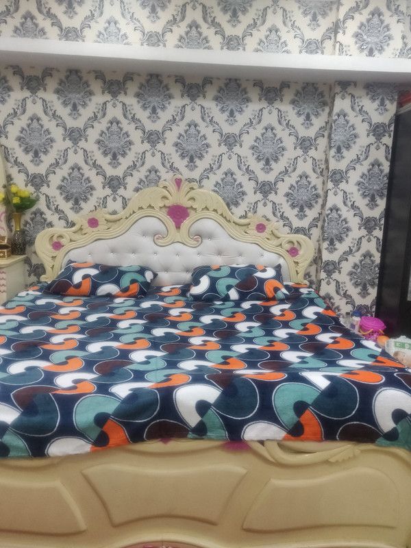 MaSha Handlooms 210 TC Microfiber Queen Printed Flat Bedsheet  (Pack of 1, Multicolor)