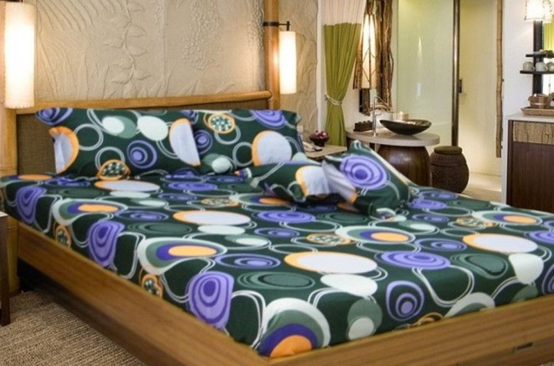 Snuggle Cotton Queen Floral Flat Bedsheet  (Pack of 1, Dark Green)