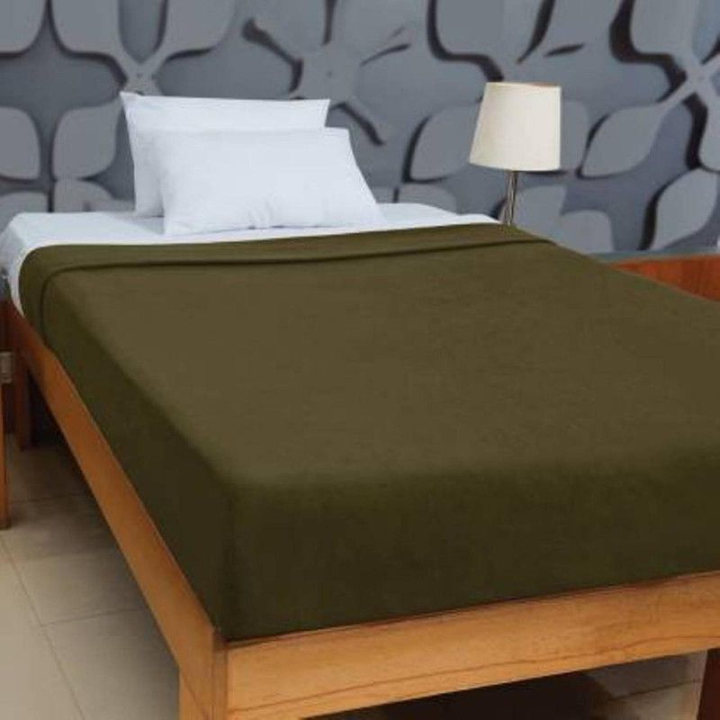 WebDealz Solid Single Fleece Blanket for AC Room  (Poly Cotton, Green)