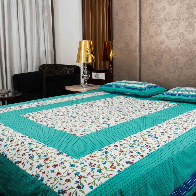 VIHANA LIFESTYL 159 TC Cotton Double Floral Flat Bedsheet  (Pack of 1, Green)