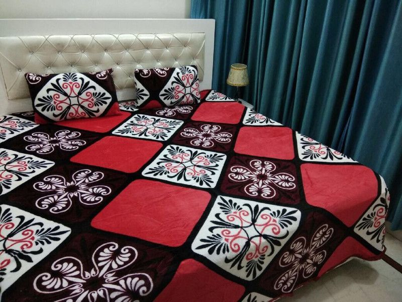 Byloom 220 TC Velvet Queen Geometric Flat Bedsheet  (Pack of 1, Multicolor)
