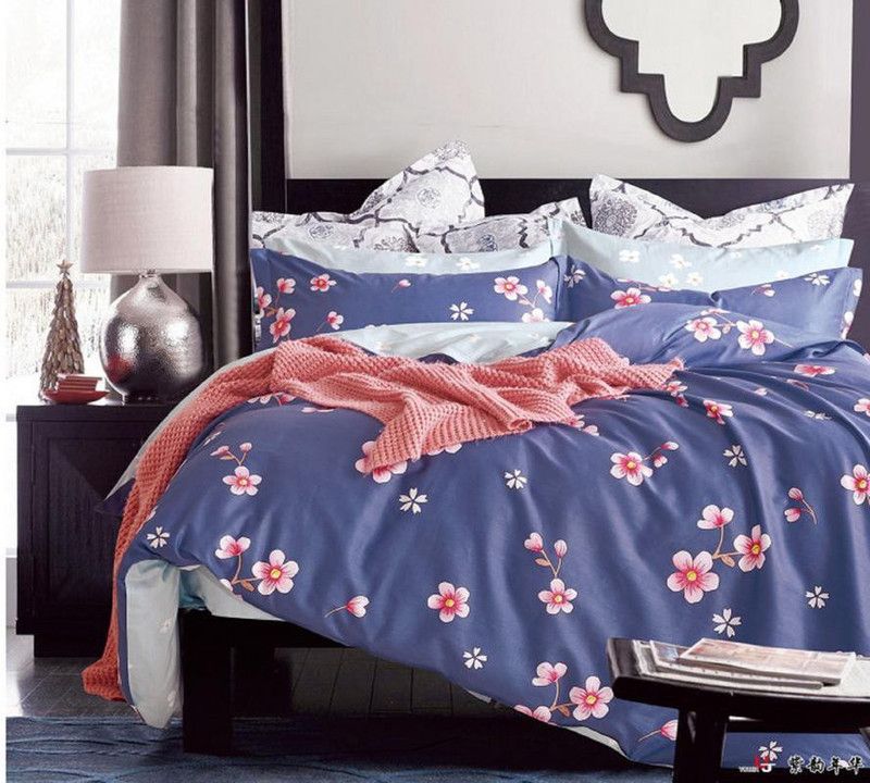 GIFTY 220 TC Cotton Queen Floral Flat Bedsheet  (Pack of 1, Blue)