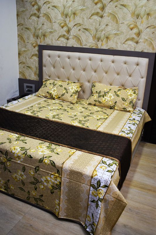 GRTEXTILE 140 TC Cotton Queen Printed Flat Bedsheet  (Pack of 1, Multicolor)