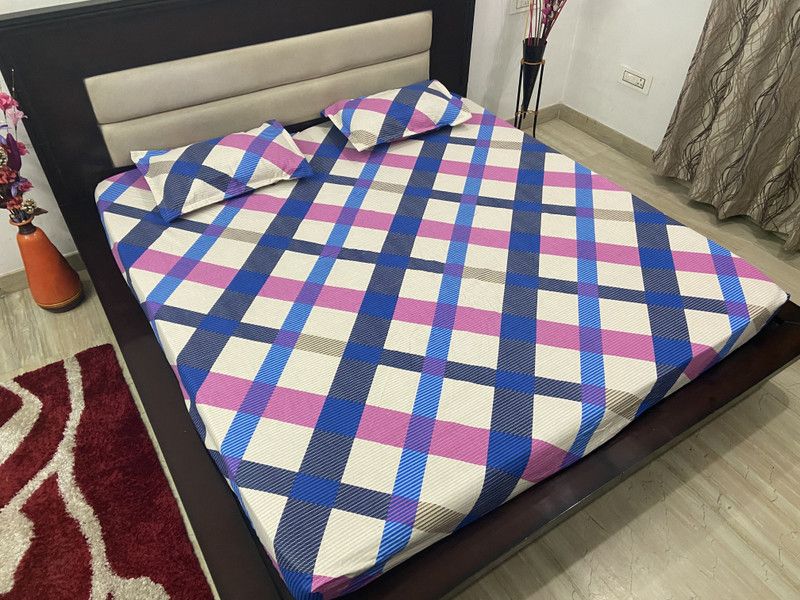 TIB 220 TC Cotton King Checkered Fitted (Elastic) Bedsheet  (Pack of 1, Pink, Blue, Grey)