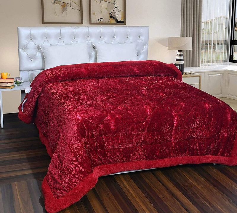 CASTIQA Solid Double Quilt for Heavy Winter  (Woollen Blend, Red)