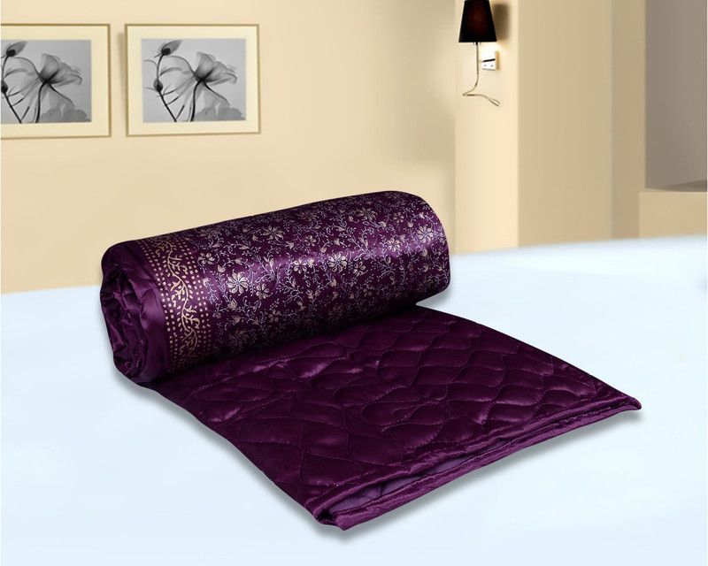 Urban Style Floral Double Quilt for Heavy Winter  (Microfiber, Purple)