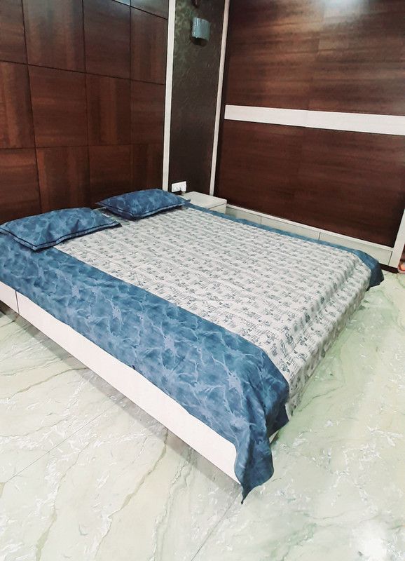 Rekha Creation 200 TC Cotton Double Floral Flat Bedsheet  (Pack of 1, Blue)