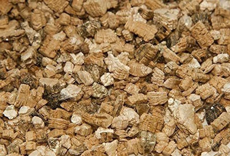 Leaf Life Essential Vermiculite for Gardening & Hydroponics (900 gm) Potting Mixture  (900 g, Granules)
