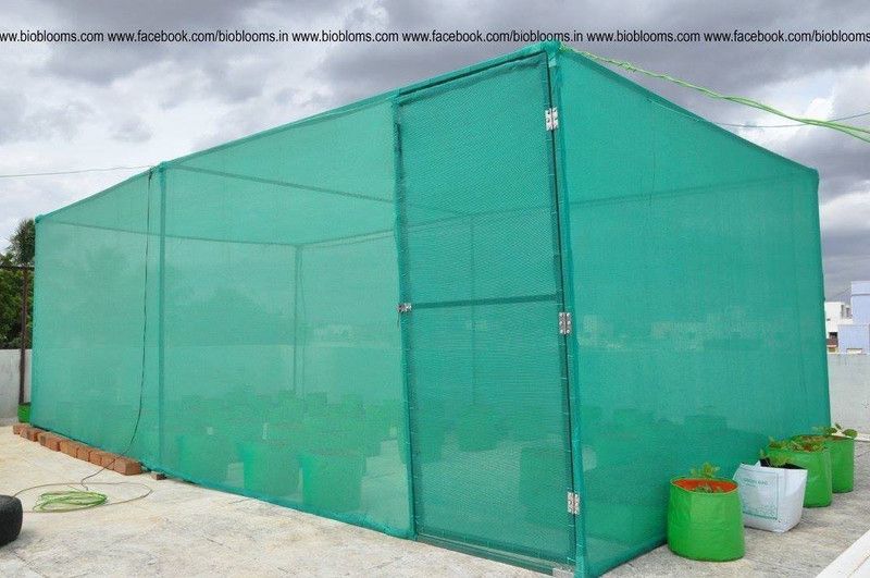 HOODWIN green 10' x 25'feet Sun Mesh Shade Sunblock Shade Net Ultra Violet Resistant Net for Ornamental Plants, Mint, Coriander, Small Vegetables Indoor / Outdoor / Balcony Portable Green House  (Green)