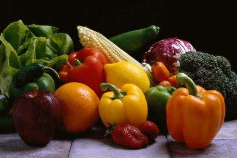 VibeX Colored Capsicum RED, Orange, Yellow, Lettuce, Sweet Corn, RED Cabbage, Chicory, Broccoli, Capsicum, Strawberry, Cherry Tomato Seeds Combo Seed  (385 per packet)