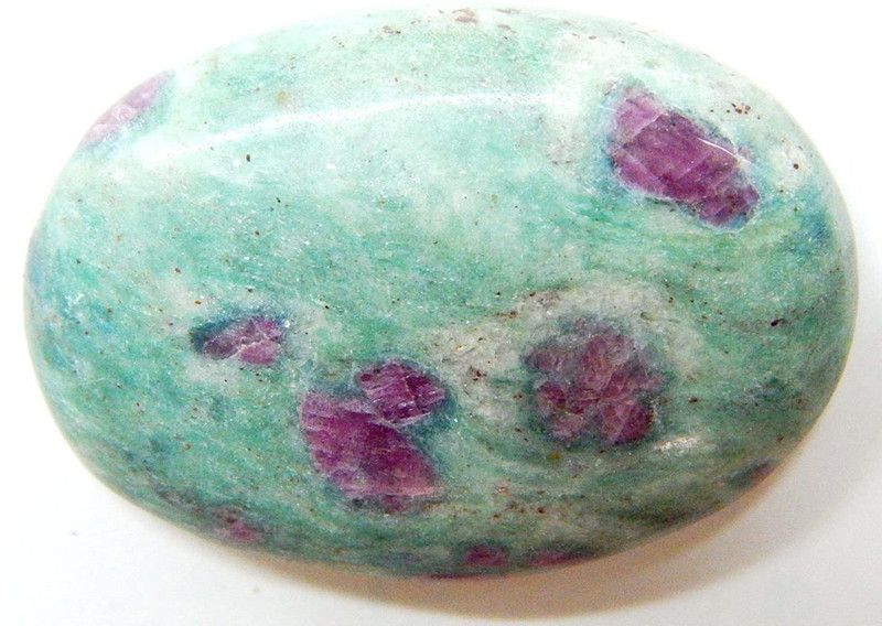 hoseki Exclusive Quality Ruby Stone 63.5Cts stone Regular Oval Crystal Stone  (Multicolor 1 Pieces)