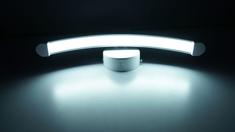 Periglow Picture Light Wall Lamp With Bulb