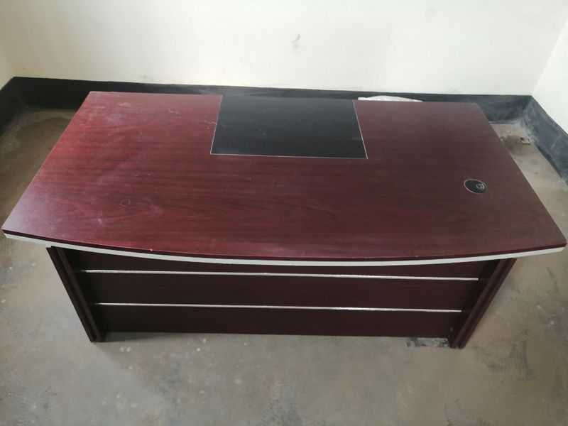 Table for sell.