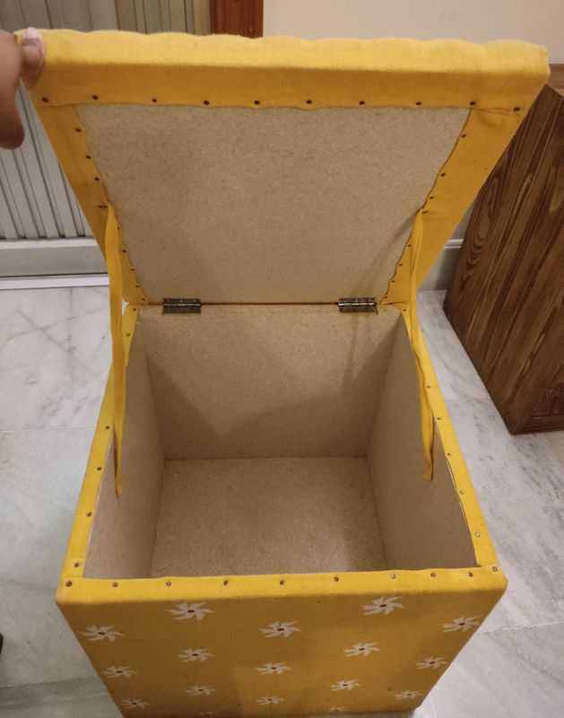 Tool/ ottoman with storage sell