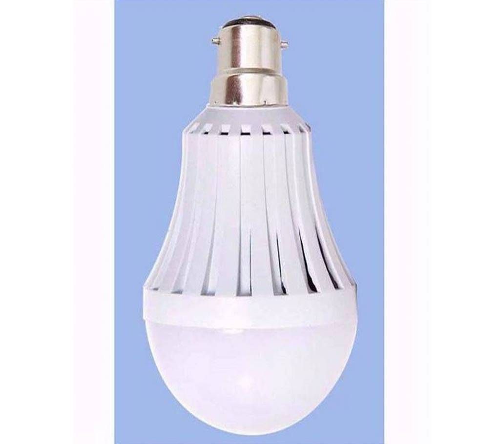 AC/DC LED smart charger light