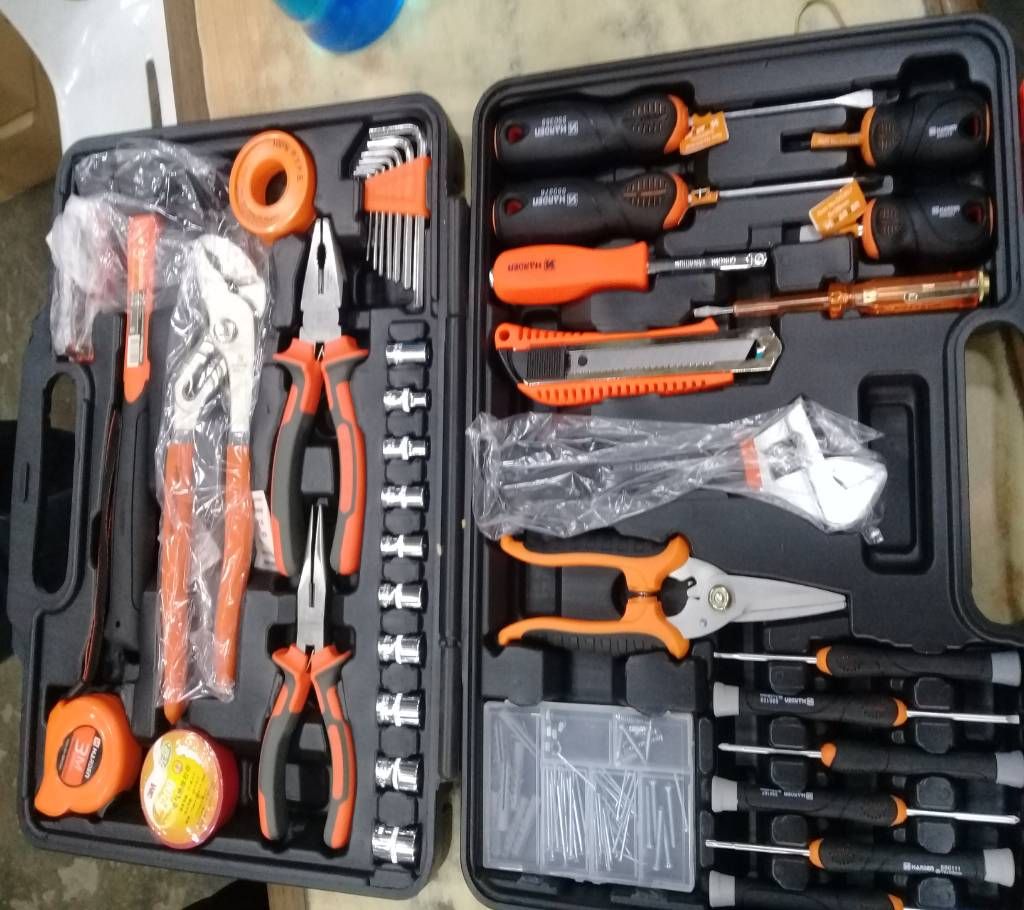 TOOLS KIT  62 PCS