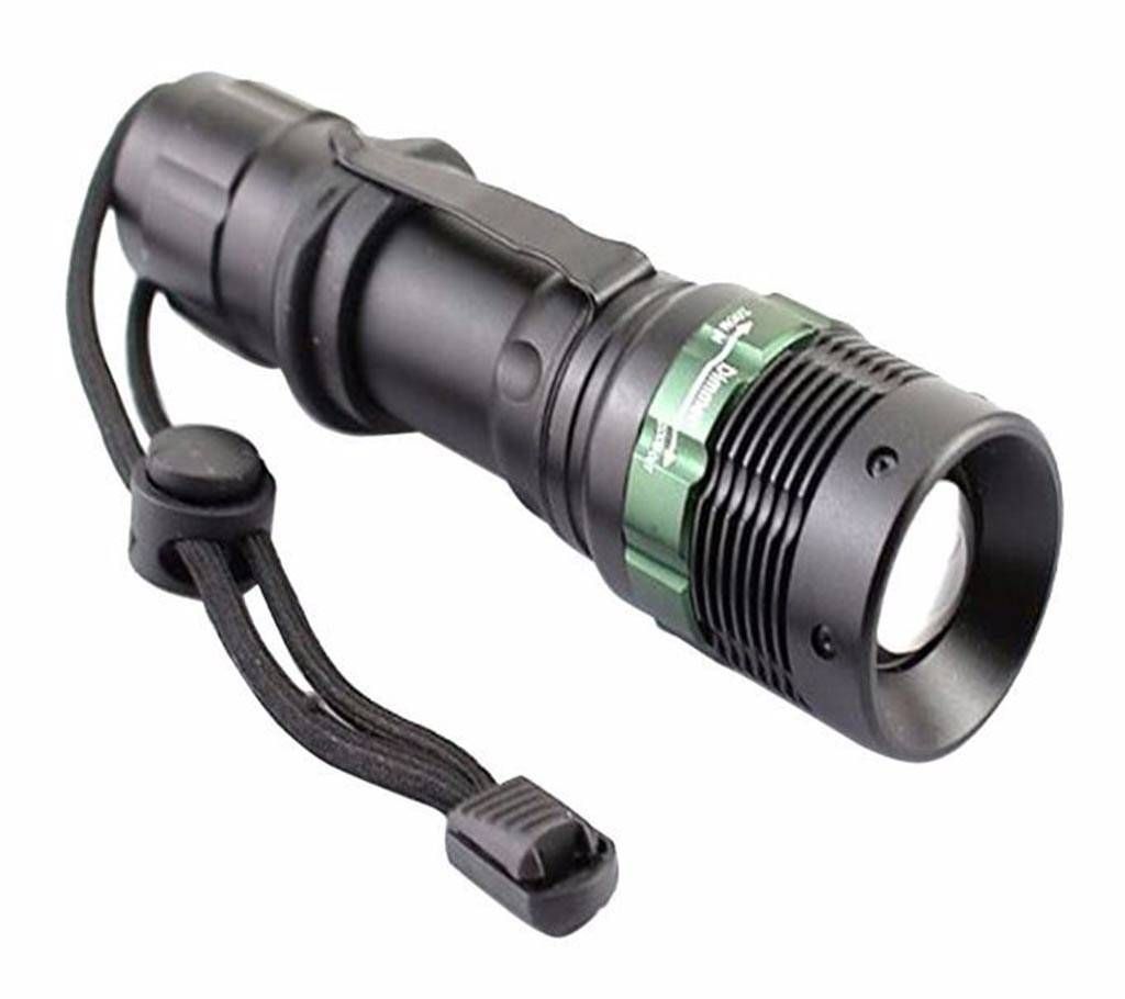 Ultra Bright Zoom Rechargeable Torch Lights